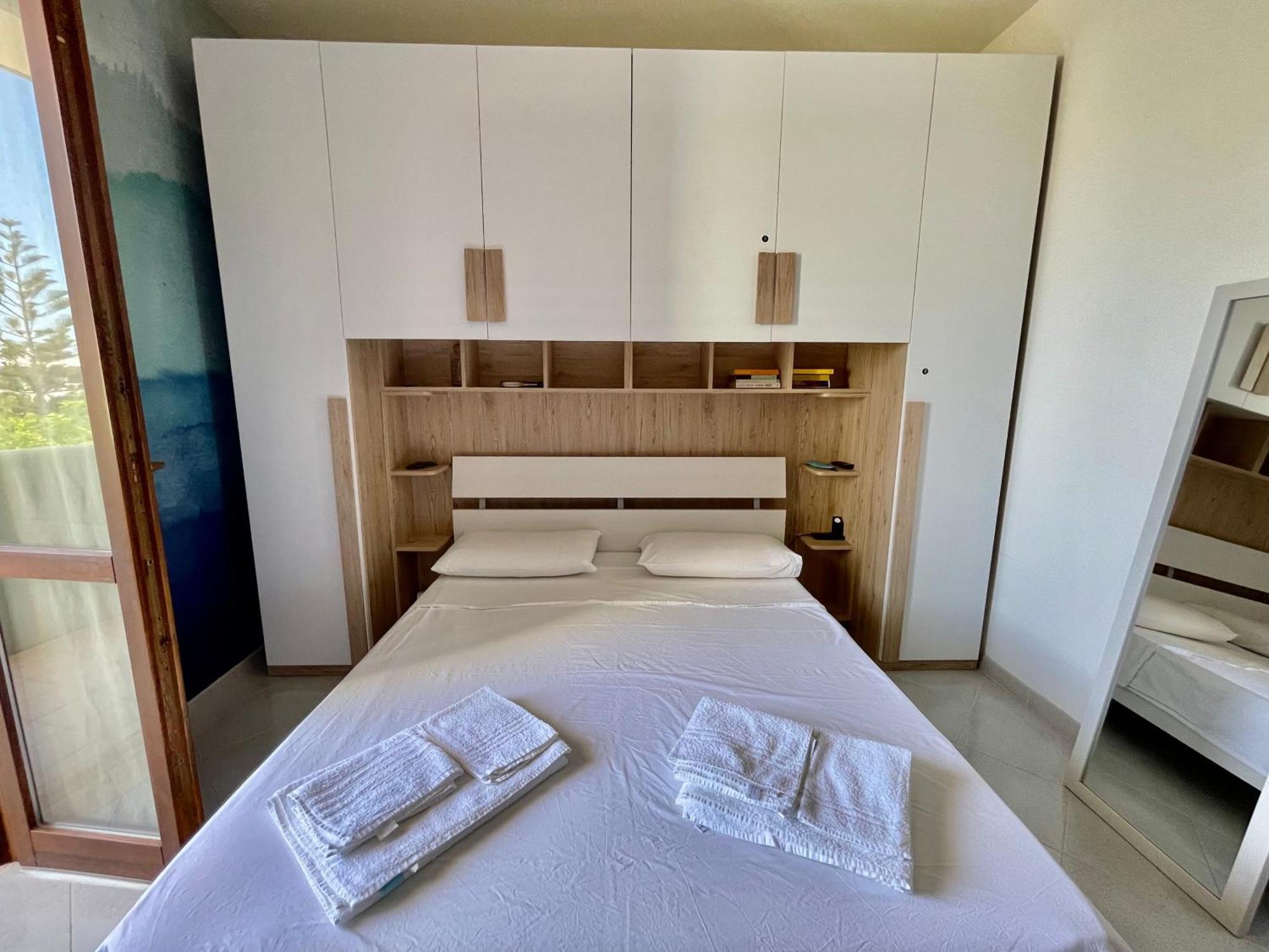Vistamare Suite San Cataldo  Exterior photo